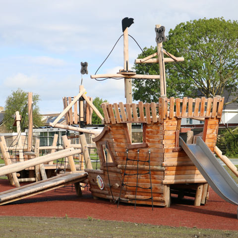 Franeker BV Arkens - Speelboot met bewerking