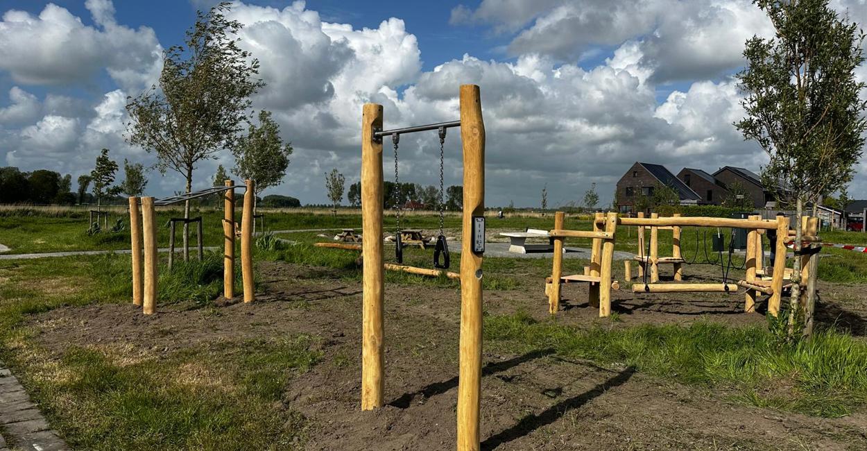 Natuurlijke speelplaats in Deinum