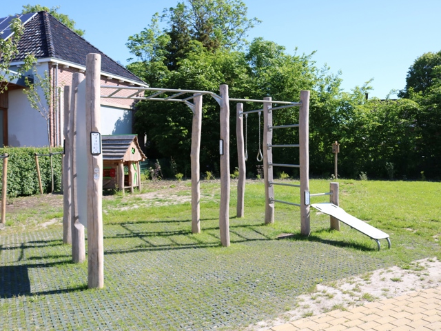 Sport & Fitness robinia - Ried