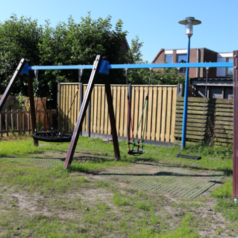 Houten schommel vogelnest en regulier - Hallum