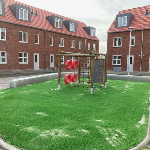 Delfzijl AZC Bakker Speeltoestellen 7