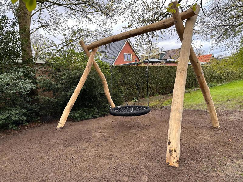 Schommel vogelnest robinia - Mûnein (3)